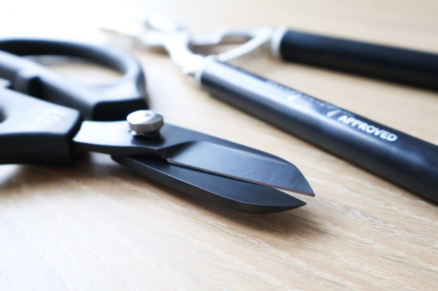The Efficiency Duo | Pliers + Precision Bond Snips