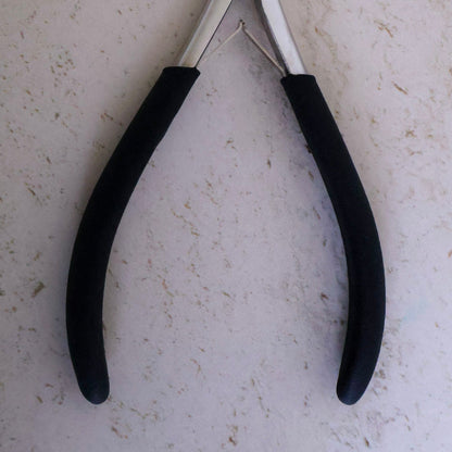 The Flat Form Pliers | Keratin Bond Customization Tool