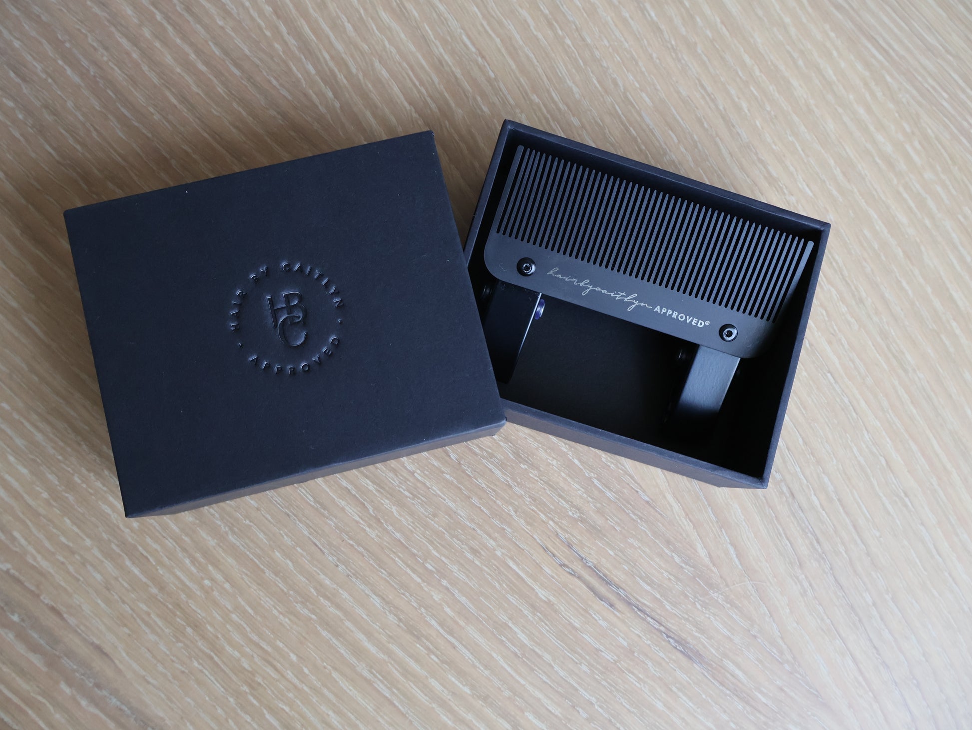 The Extension Assistant® | Short Comb - All Black