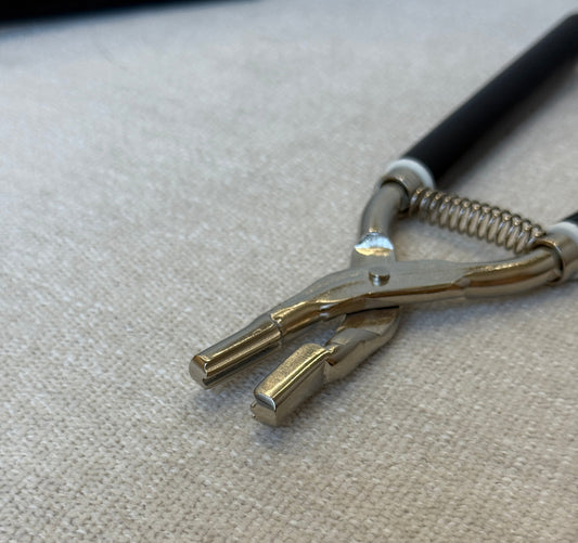 LIMITED EDITION  | Keratin Bond Removing Pliers
