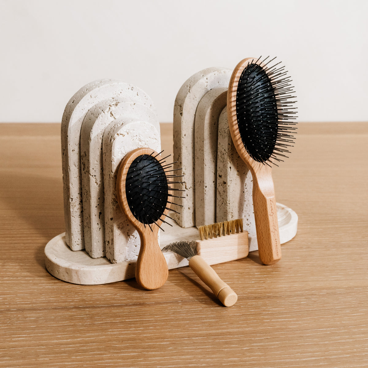 Signature Brush Duo - Black Cushion - Square