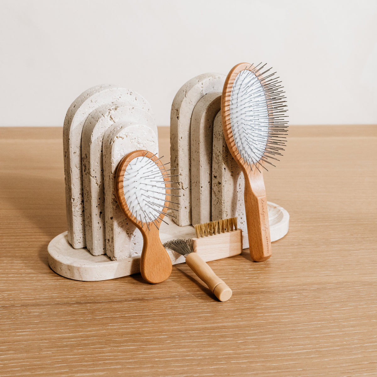 Signature Brush Duo - White Cushion - Square