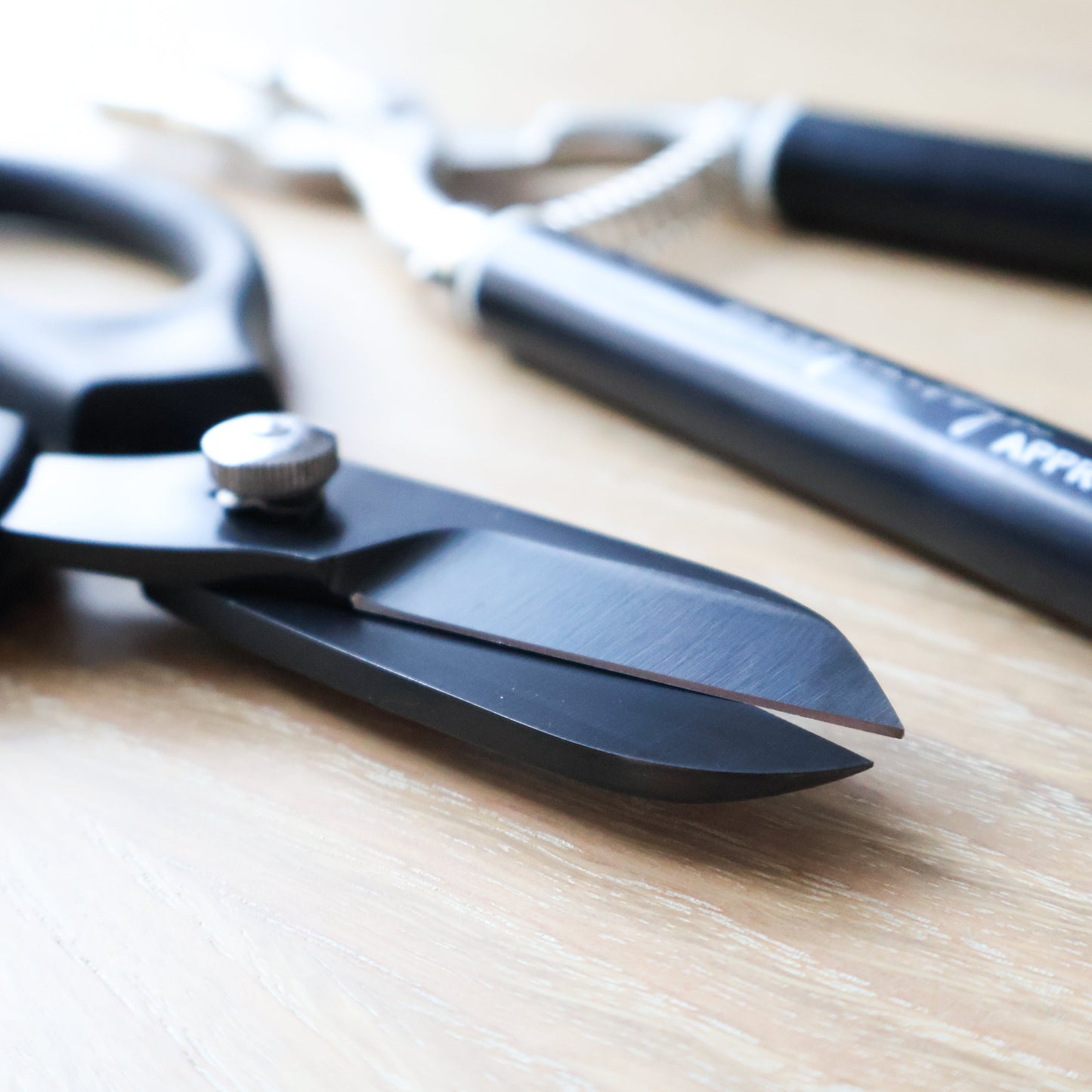 The Efficiency Duo  |  Pliers + Precision Bond Snips
